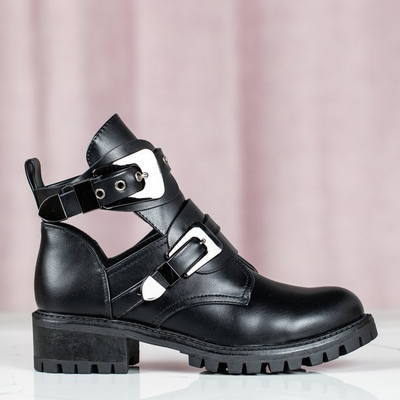 Czarne botki z wycięciem na płaskim obcasie Loca - Obuwie