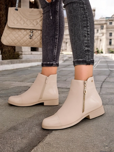 Botine pentru femei de la Royalfashion Ivvo