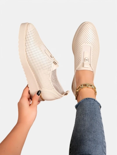Ghete perforate pentru femei Royalfashion Slip-on Goffies