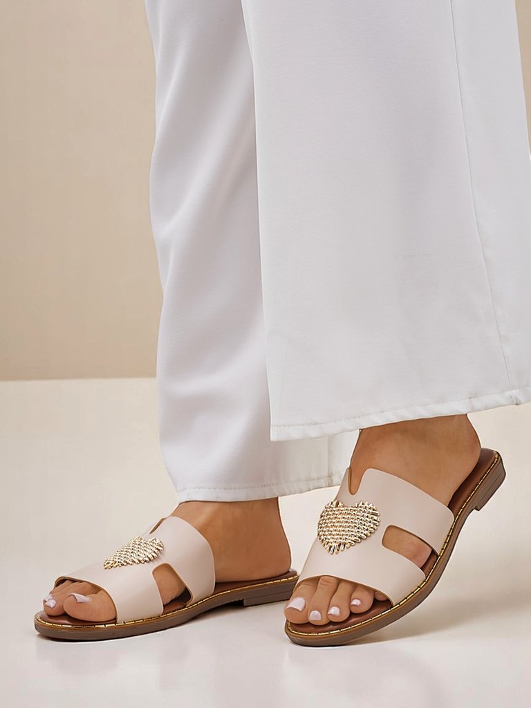 Papuci Royalfashion pentru femei cu inimă Inimă Aurie