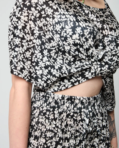 Set floral plisat negru de damă - Îmbrăcăminte