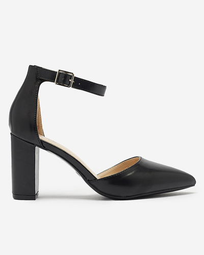 Pantofi de damă pe post de pantofi de culoare neagră- Încălțăminte