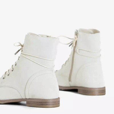 OUTLET Cizme de damă bej cu ornamente Matildat - Încălțăminte