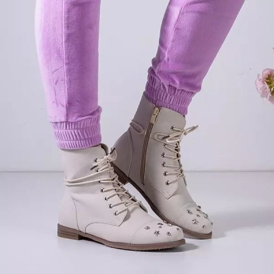 OUTLET Cizme de damă bej cu ornamente Matildat - Încălțăminte