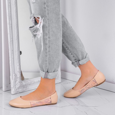 Beżowe baleriny z koronkową wstawką Everly - Obuwie