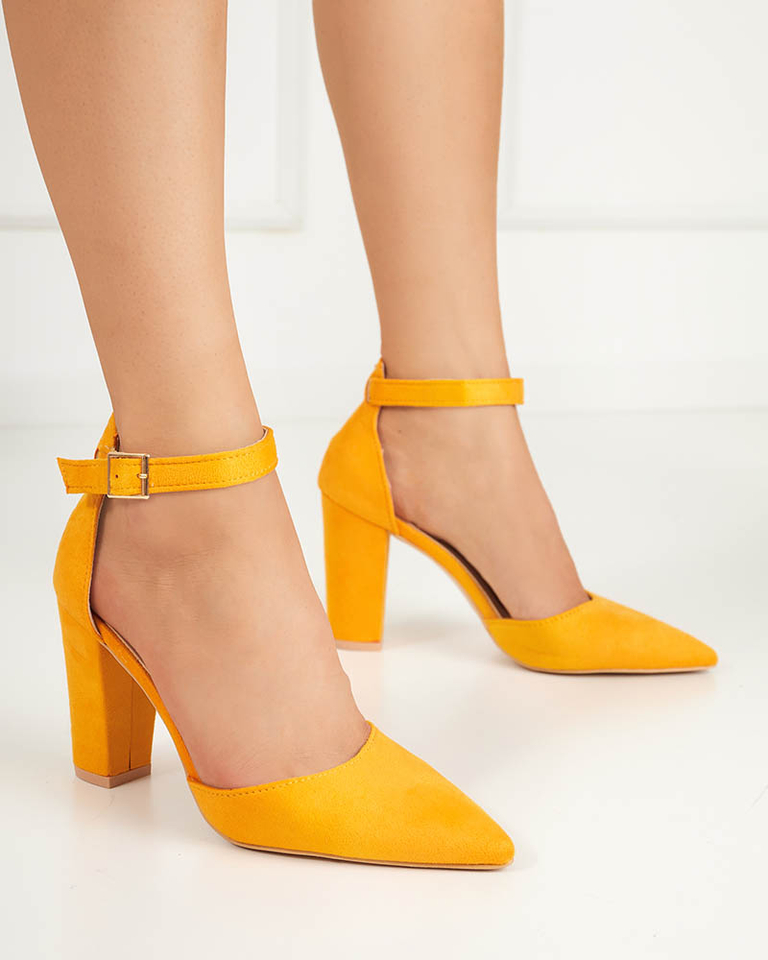 OUTLET Sandale dama mustar pe postul Kinotia - Incaltaminte