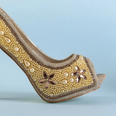 OUTLET Pompă de brocart pentru femei de aur, cu zirconii și perle Gitana - pantofi