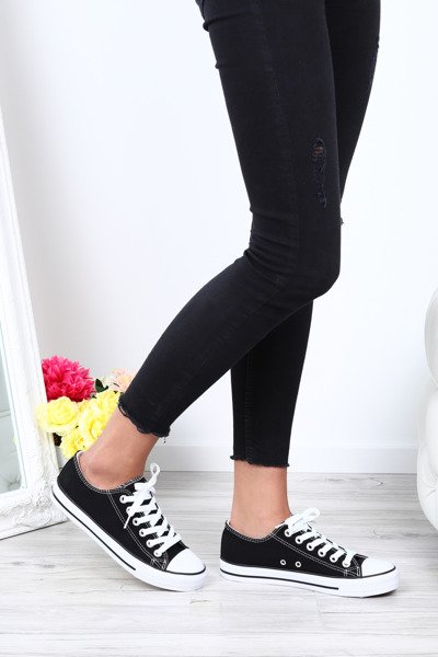 Czarne, klasyczne trampki Pola- Obuwie