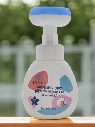Luxelux Spumă de mână antibacteriană piersică 300 ml