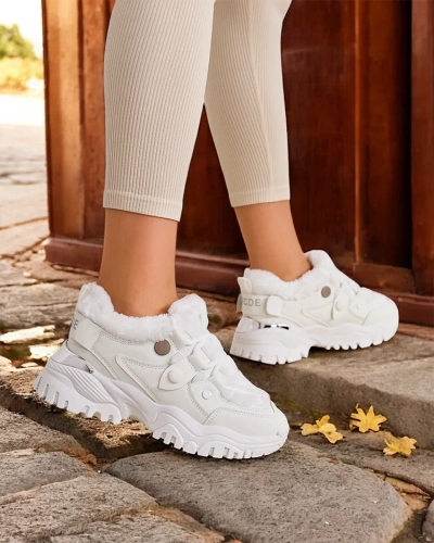 Pantofi sport pentru femei Royalfashion cu interior din blană Poriomo