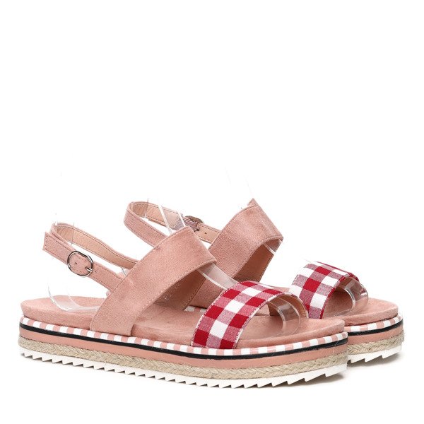 Różowe sandały z paskiem w kratkę- Obuwie