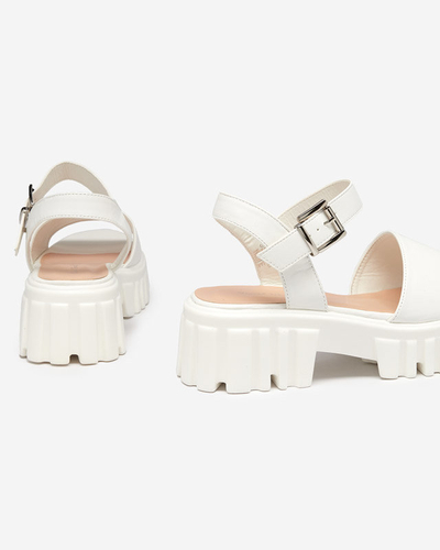 OUTLET Sandale de dama albe pe talpa mai groasa Nerile - Incaltaminte