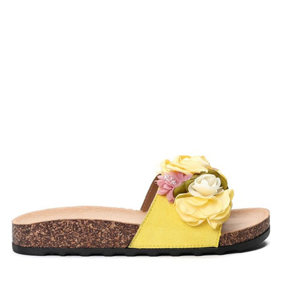 Żółte klapki z kwiatkami Xaverina- Obuwie