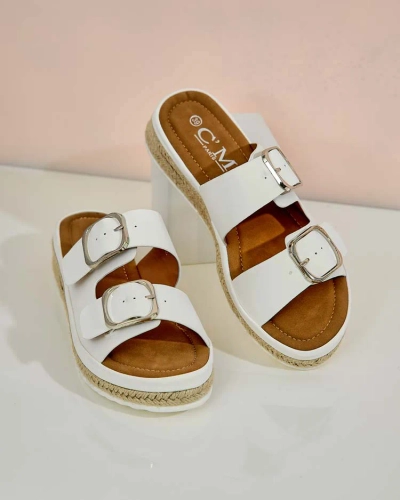 Royalfashion Flip-flops pentru femei cu catarame Ossfo