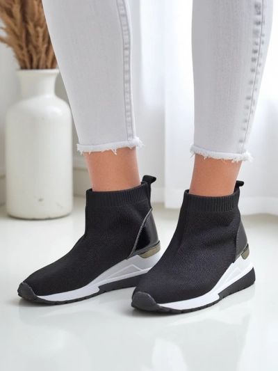 Sneakeri wedge cu talpă înaltă pentru femei de la Royalfashion, cu strassuri Viseq