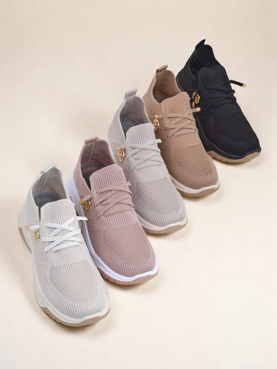 Damskie sneakersy Royalfashion Selene – wygodne białe buty na płaskiej podeszwie