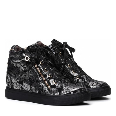 Czarne sneakersy na koturnie - Obuwie