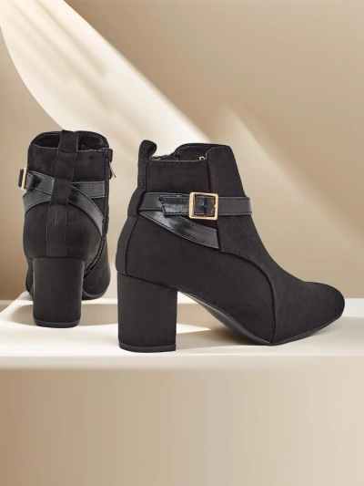 Cizme pentru femei Royalfashion pe un butuc Eloron
