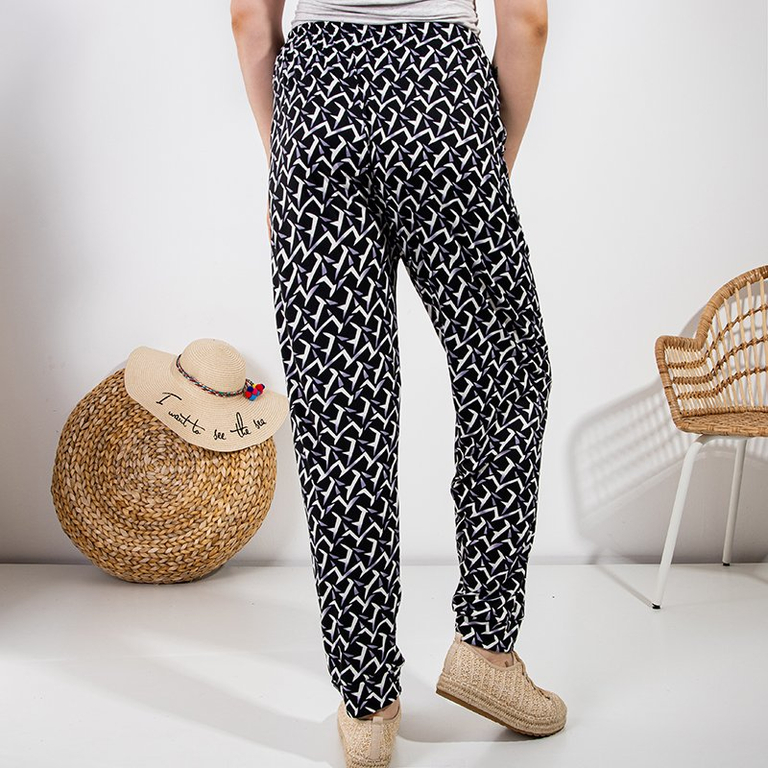 Pantaloni pentru femei cu model PLUS SIZE - Îmbrăcăminte