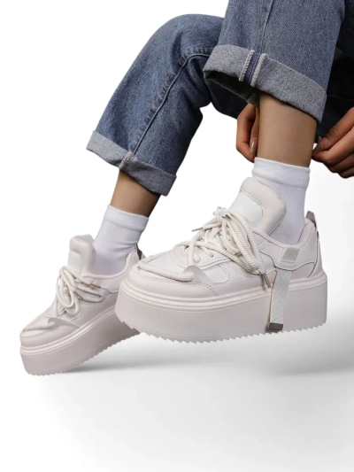 Pantofi sport Royalfashion pentru femei pe o platformă Aeroll