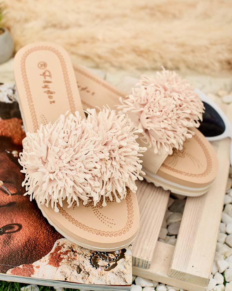 Royalfashion Women's Fasis Tassel Flip Flops