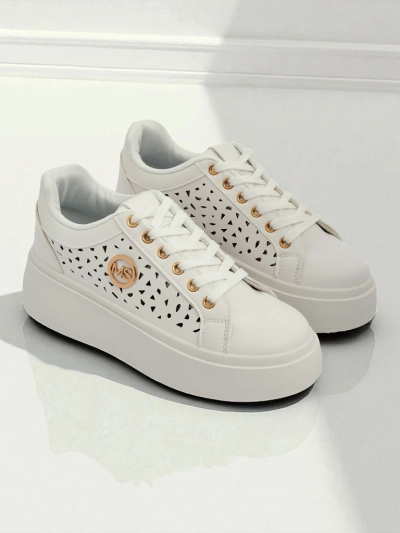Aurelia Bianca – Adidași albi cu platformă Royalfashion Ecru