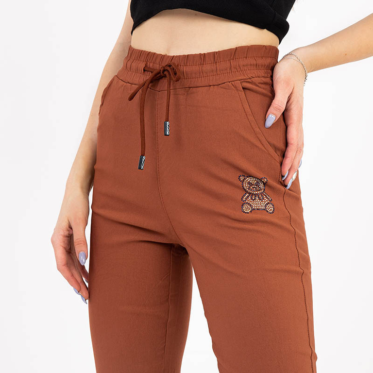 Pantaloni maro din stofa pentru dama - Imbracaminte