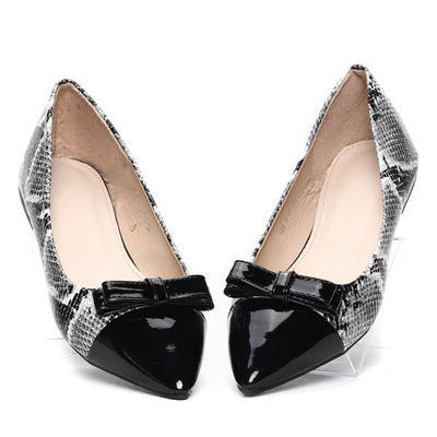 Balerinki we wzór a'la skóra węża- Obuwie