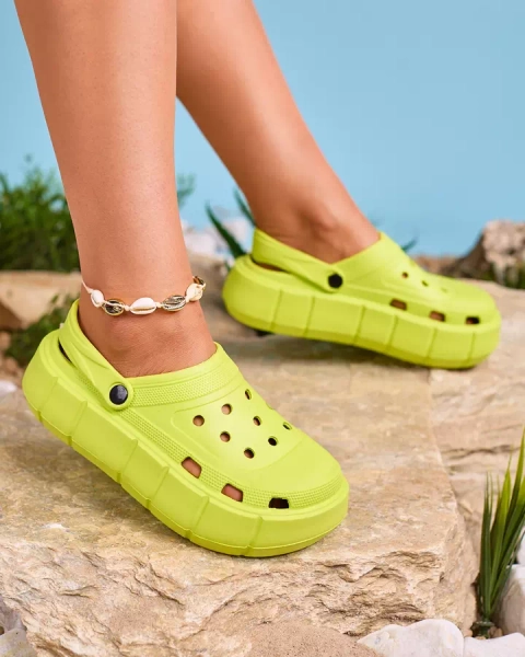 Royalfashion Șlapi de damă verde neon cu ornament ajurat Mightty