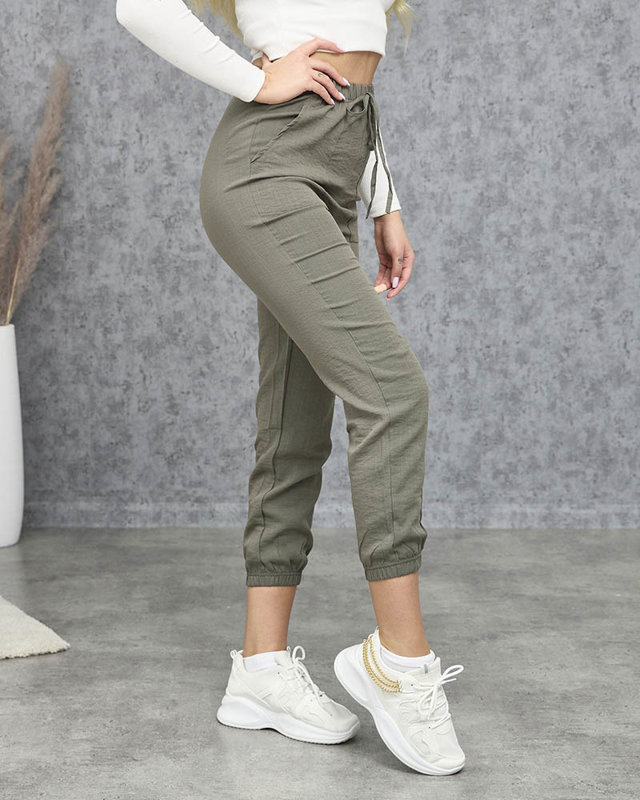 Pantaloni de damă din țesătură verde închis - Îmbrăcăminte