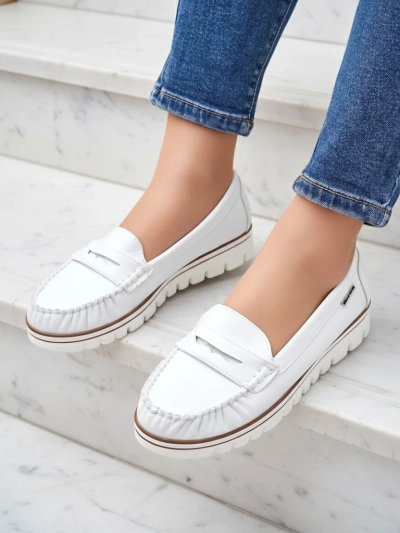 Mocasini Albi Eleganza Din Colecția De Primăvară
