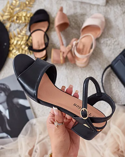 Royalfashion Sandale Wolcos de damă