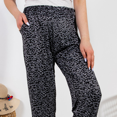 Pantaloni din stofă pentru femei cu model PLUS SIZE - Îmbrăcăminte