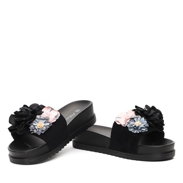 Czarne klapki na platformie z kwiatkami Zariah- Obuwie