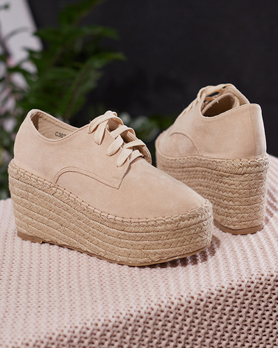 OUTLET Pantofi bej cu pană Jakaia- Încălțăminte