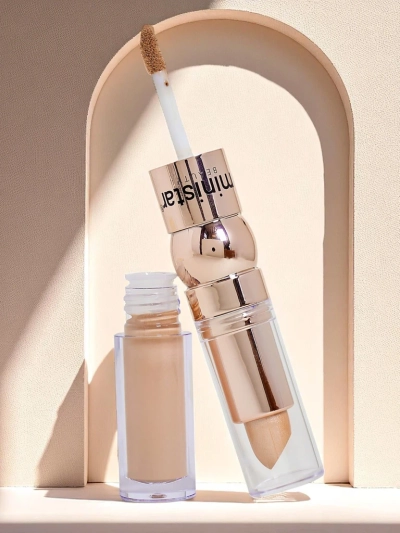 Baton iluminator și anticearcăn lichid pentru față 2-în-1 Golden Beige