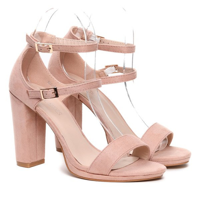 Różowe sandały na słupku- Obuwie