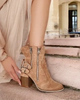 maro deschis || maro