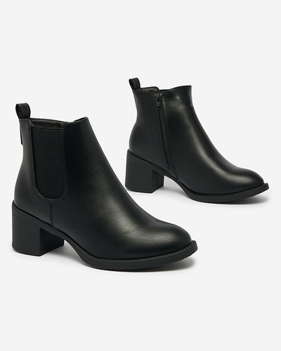 Royalfashion Cizme de damă negre pe post de cizme Nanhelyna