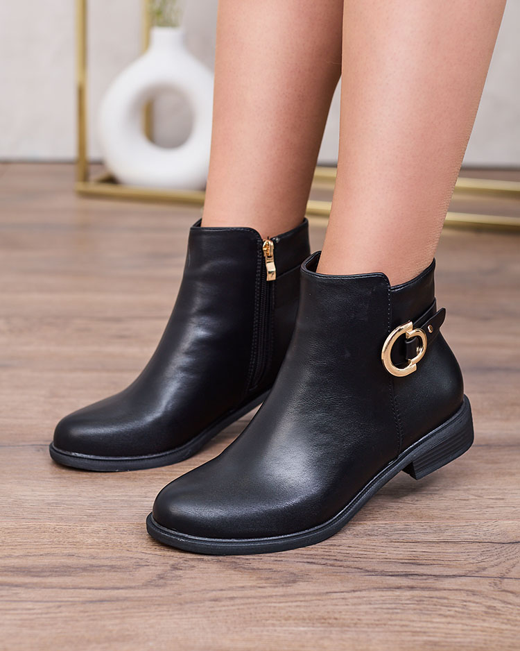 Royalfashion Cizme negre pentru femei a'la sztyblety cu ornamente Ederte