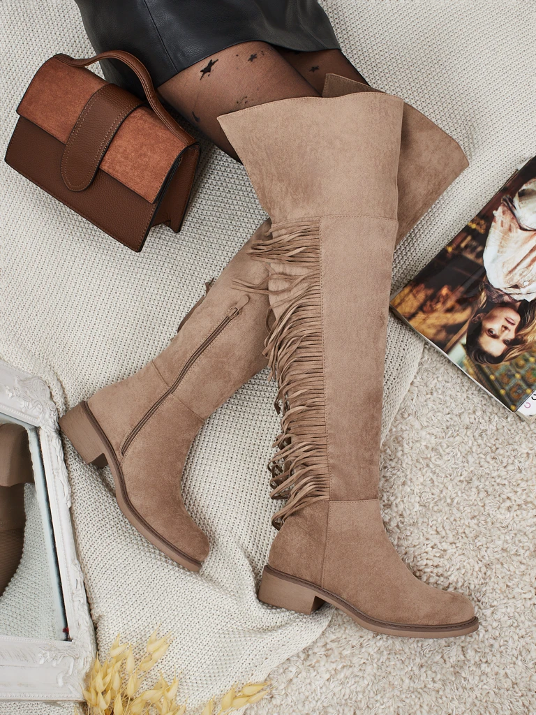 Cizme de damă peste genunchi din piele întoarsă ecologică cu franjuri Ostrelia