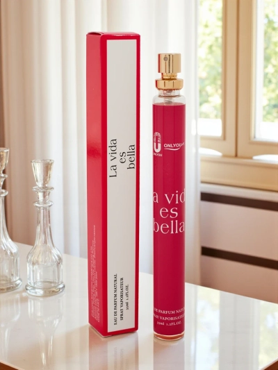 Apă de parfum pentru femei, inspirată de La Vida Es Bella