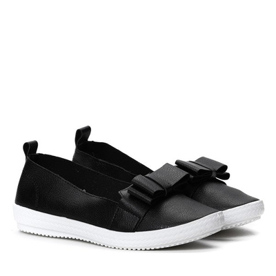 Czarne slip on z kokardką Juna- Obuwie