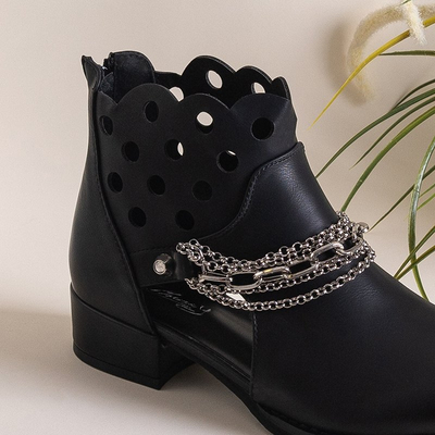 Ghete negre cu decupaje și lanțuri argintii Tierra - Încălțăminte