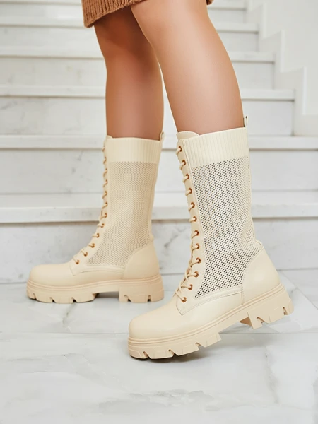 Royalfashion Cizme de damă cu șiret crem ajurat Buhomias