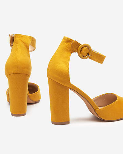 OUTLET Sandale de dama mustar pe postul Nastio - Incaltaminte