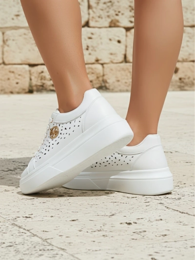 Sneakers de damă Calista Bianco din piele ecologică, ajurați, de primăvară, 4,5 cm