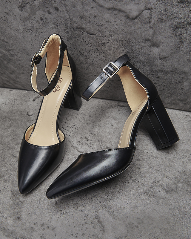 Pantofi de damă pe post de pantofi de culoare neagră- Încălțăminte