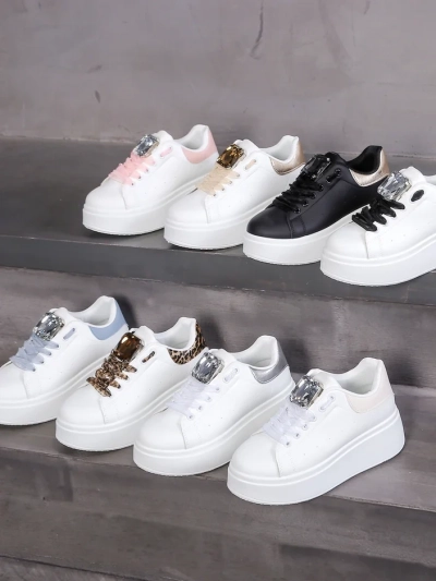 Sneakers sport pentru femei Royalfashion pe o platformă Safirrat