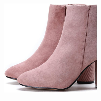 Różowe botki na słupku Freyana- Obuwie